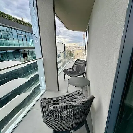 Corner 1 Bed Apart In Mercury Suites With Rooftop Pool Seasonal Saint Julian's Exterior photo