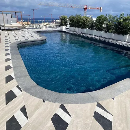 Corner 1 Bed Apart In Mercury Suites With Rooftop Pool Seasonal Saint Julian's Exterior photo