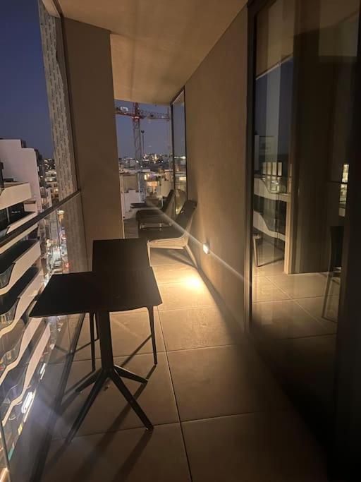 Corner 1 Bed In Mercury With Rooftop Pool Seasonal Appartement *